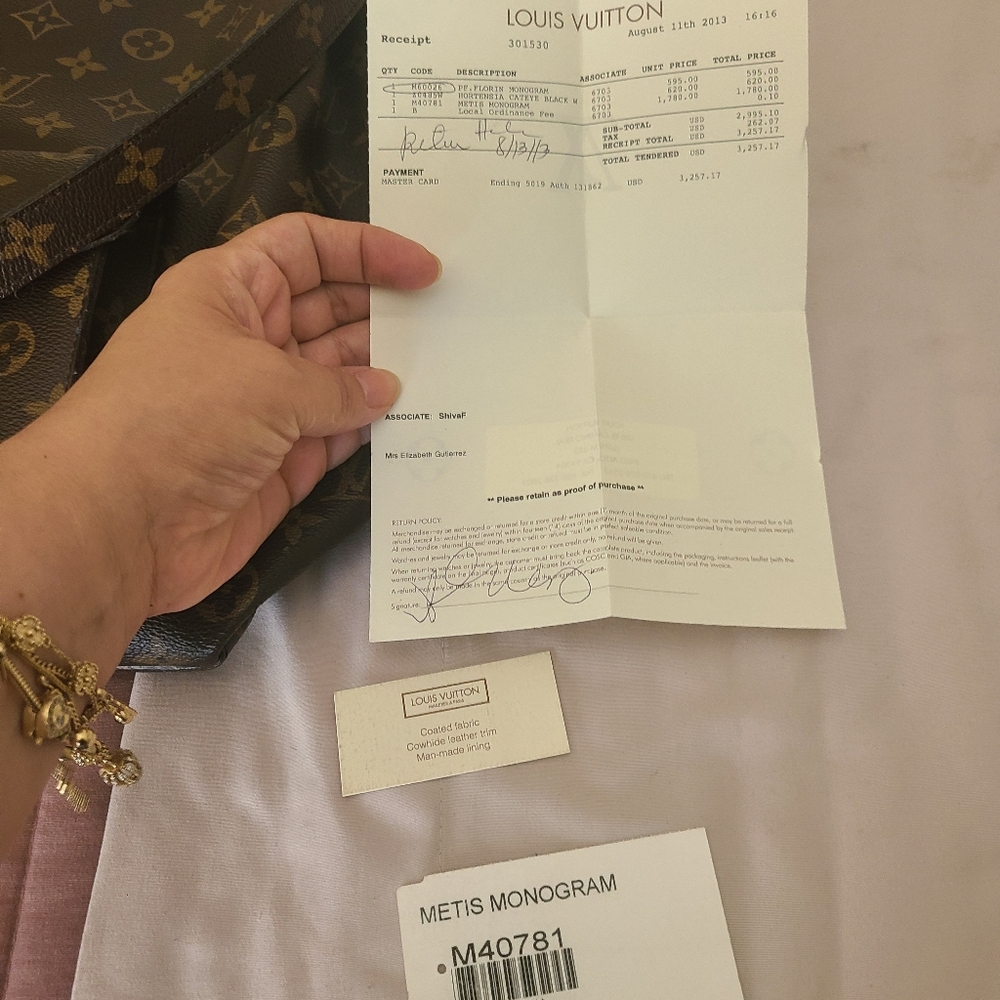 Authentic LV Metis Monogram
